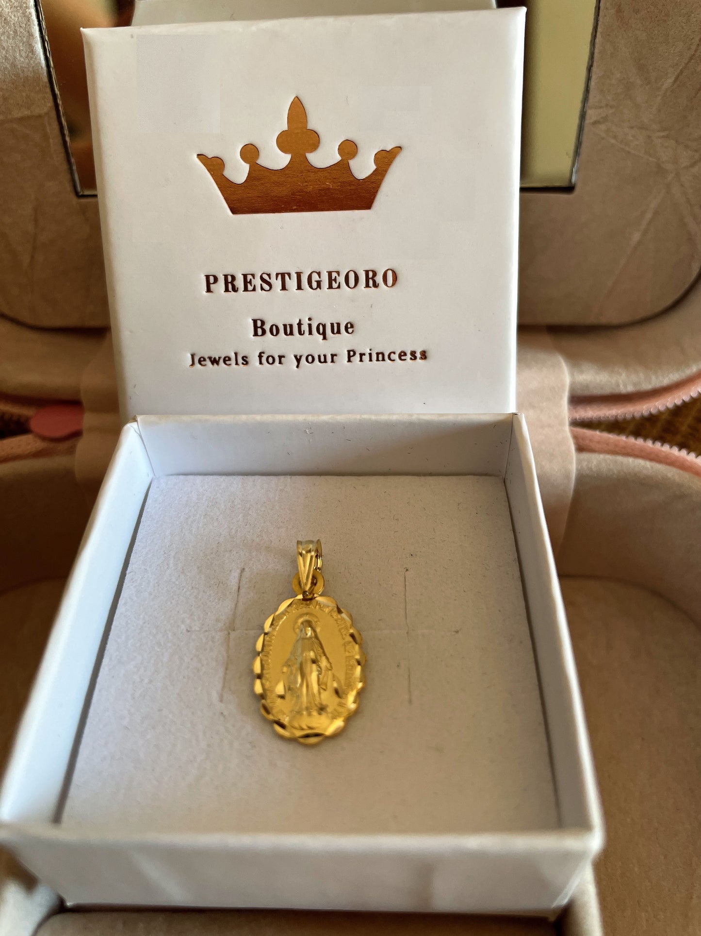 Medalla oro Virgen Milagrosa peq. (Oro 9K)